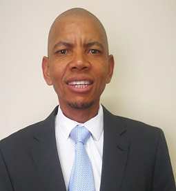 Monde Eric Matyesha, Managing Director